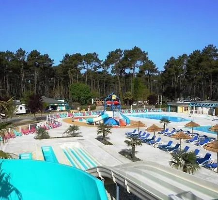 Mobil-home 40m2 Au Calme, Plage, Piscine, Foret * Saint-Julien-en-Born